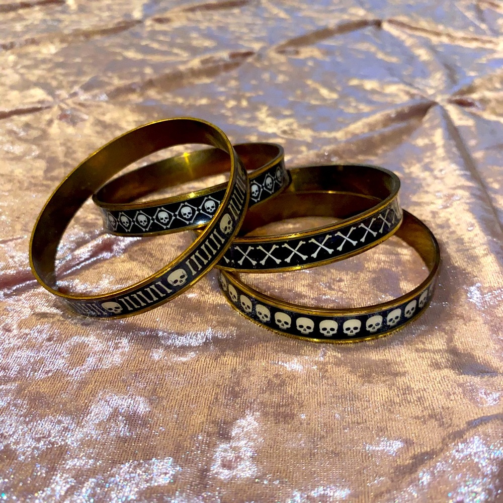 Vintage skull bone bangle set